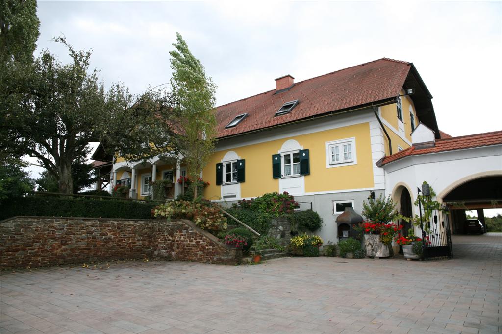 2011-10-09 Herbstausfahrt zum Schloß-Weingut Thaller