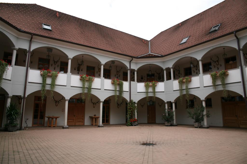 2011-10-09 Herbstausfahrt zum Schloß-Weingut Thaller
